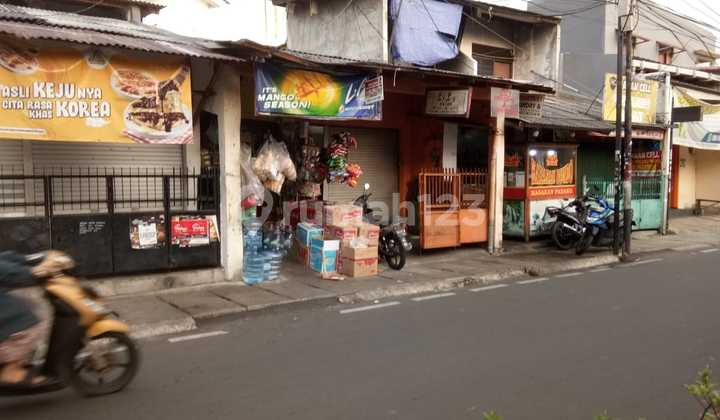Disewakan Cepat Rumah Luas di Cempaka Putih 2