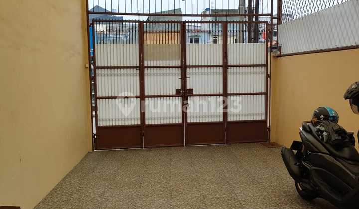 Dijual Cepat Rumah Tanah Sereal Jakarta Barat  2