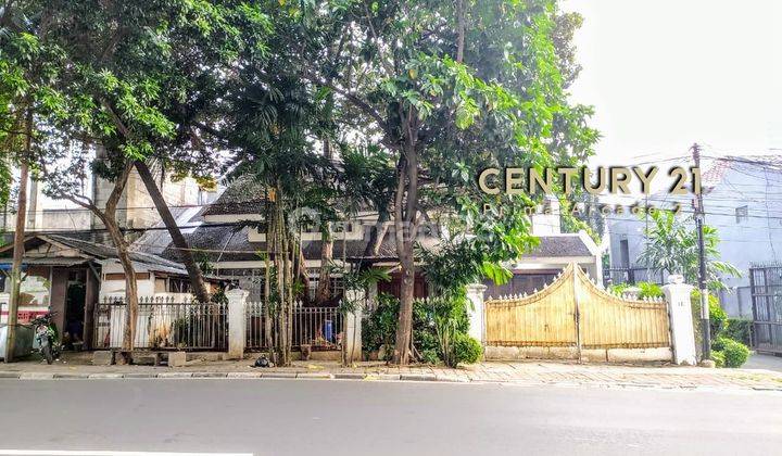 Dijual Rumah di Pinggir Jalan Raya Bisa Untuk Usaha di Bendungan Hilir Jakarta (CPA 3452) hubungi Uty 0878-7696-8380 1