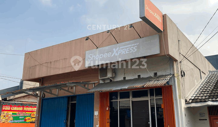 Shop House and 214 Square Meter House in Taman Asri Af16798