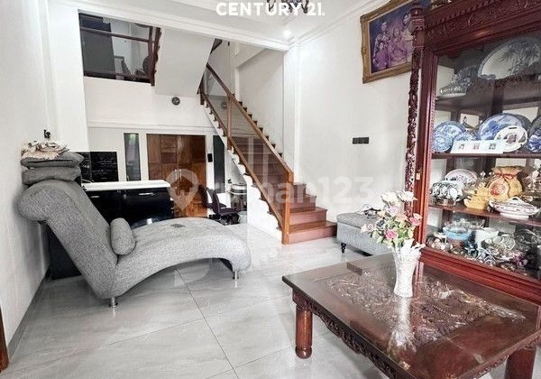 Jual Cepat Rumah di Kebayoran Lama Jakarta Selatan Gb 17698