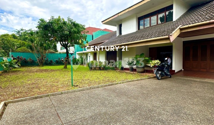 Dijual Rumah Luas Area Strategis di Jakbar Ds 17795