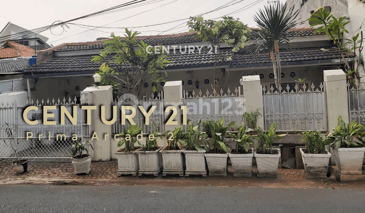 Rumah Mewah Dekat Pusat Perekonomian dan Area Kuliner Dm 14391