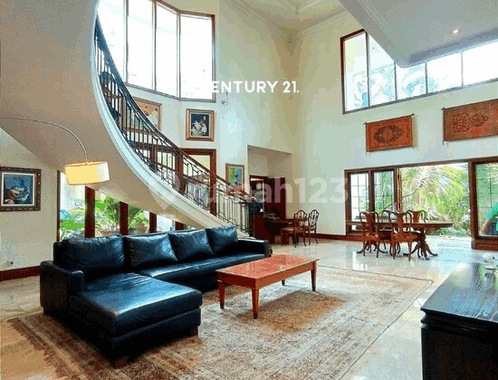 Rumah Luas dan Strategis di Sektor 3 Bintaro Cw 14425