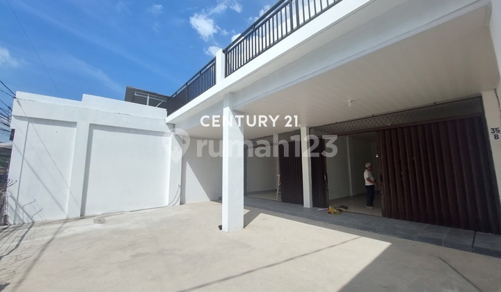 Ruko Gandeng Pinggir Jalan Raya Js 14078 Ruko Gandeng Pinggir Jalan Raya Js 14078