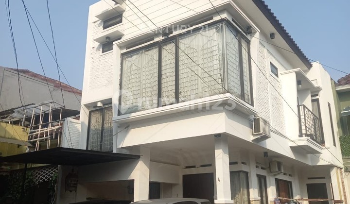 Dijual Rumah Hommy 2 Lantai Di Pisangan Ciputat DR13100