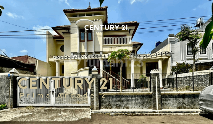 Large House at an Affordable Price in Pondok Indah Needs Renovation Ut 14204