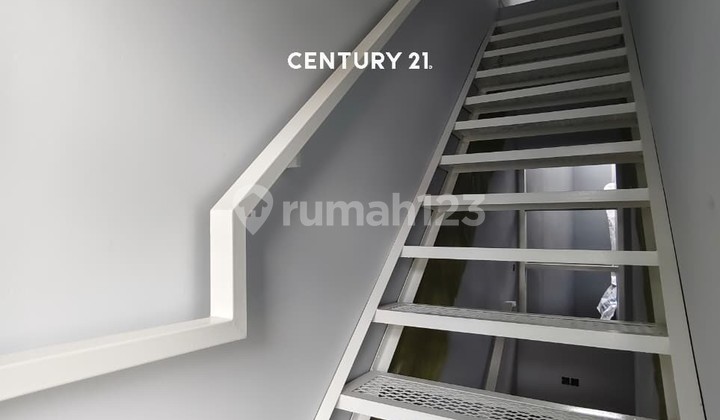 Dijual Rumah Siap Huni di Bintaro Sektor 9 Gb 17123 2