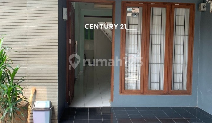Ready-to-Occupy House Near Sector 1 Bintaro Af 16424