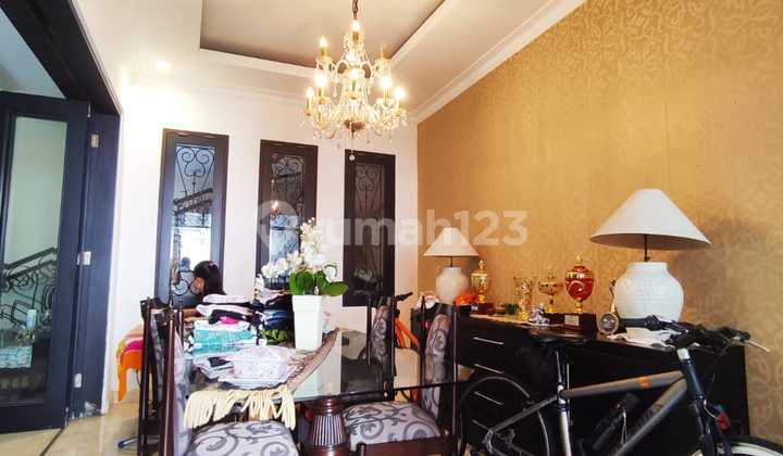 Dijual Rumah Bagus Siap Huni di Radio Dalam Jakarta Selatan UT-16256 2