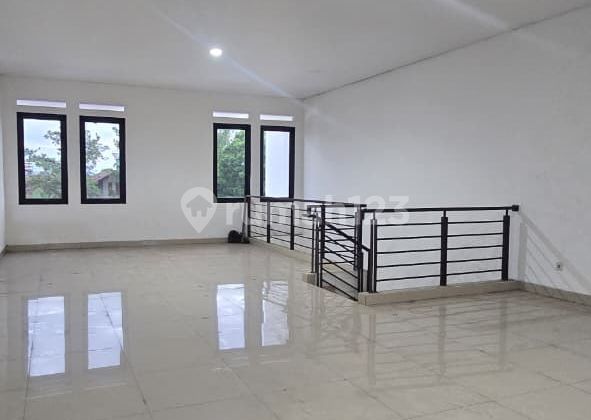 For Rent: Prime Location Shop House in Batununggal Indah, Strategic, Affordable, Ready to Occupancy, 3 Floors. 2