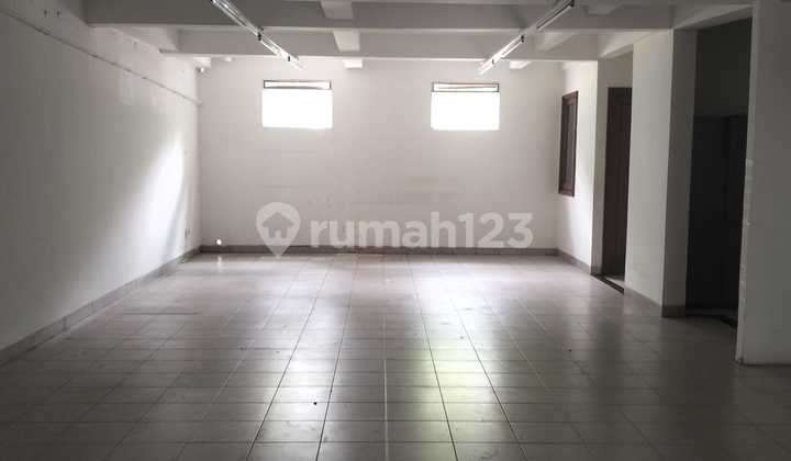 For Rent: Strategic 3-Story Commercial Space Ruko in Mekar Wangi, Rare Opportunity for Profit. 2