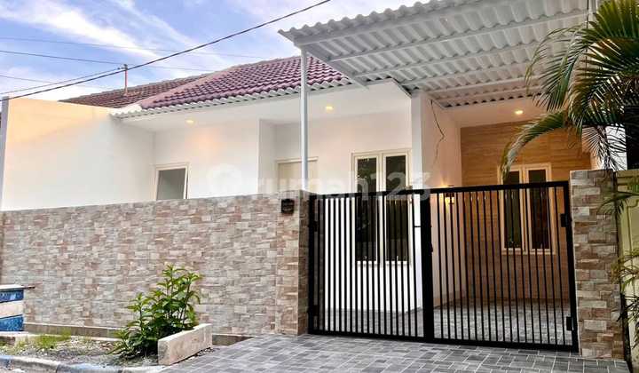 Rumah Rungkut Mapan Tengah Surabaya Murah. Dav.ya1580