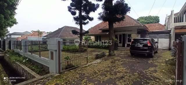 Rumah Lama Hitung Tanah Mainroad Cipaganti Bandung 1