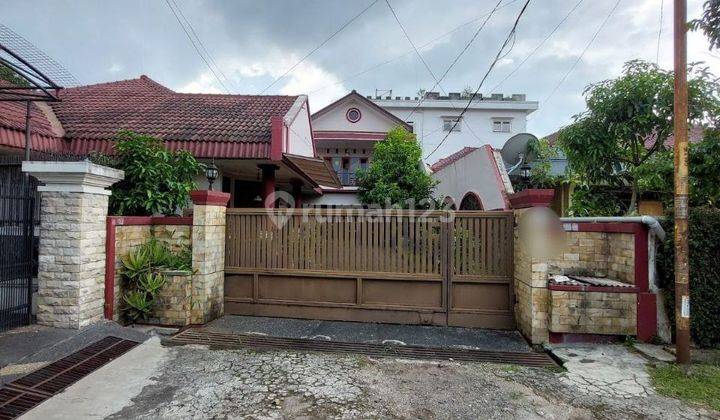 Rumah Asri Semi Furnished di Geger Kalong Bandung Utara 2