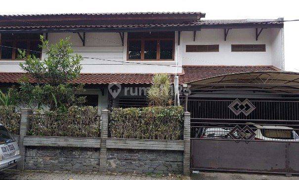 Rumah Terawat Pusat Kota Sayap Riau Ahmad Yani Bandung 1