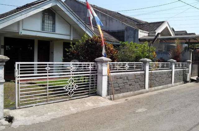 Rumah Murah Terawat Lokasi Strategis di Cijawura Bandung 1