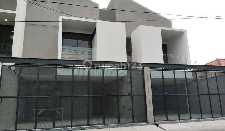 Rumah Baru Minimalis Siap Huni di Turangga, Bandung 1