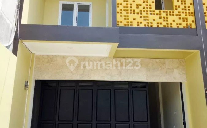 Ruko 2 Lantai Strategis di Maindroad Arcamanik Antapani