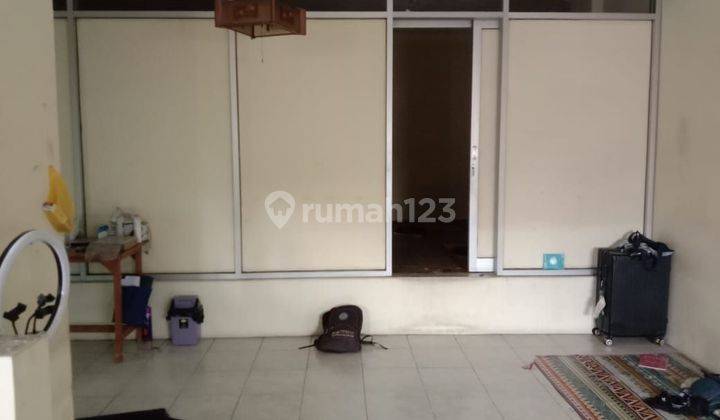 Ruko 2 Lantai Lokasi Strategis Jalan Sudirman 2