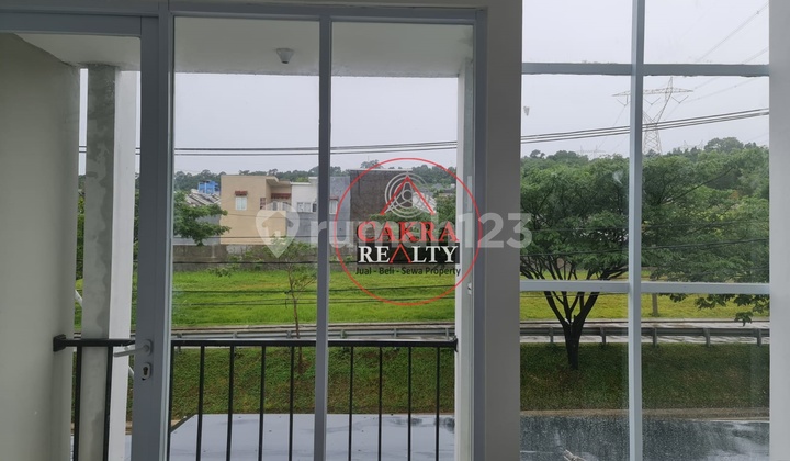 Ruko Dua Lantai Pinggir Jalan di Sebelah Taman Komersil 2372am 10
