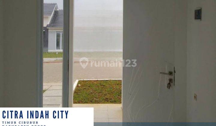 Dijual Rumah Dengan Pemandangan Taman Kincir Angin 2800za 2