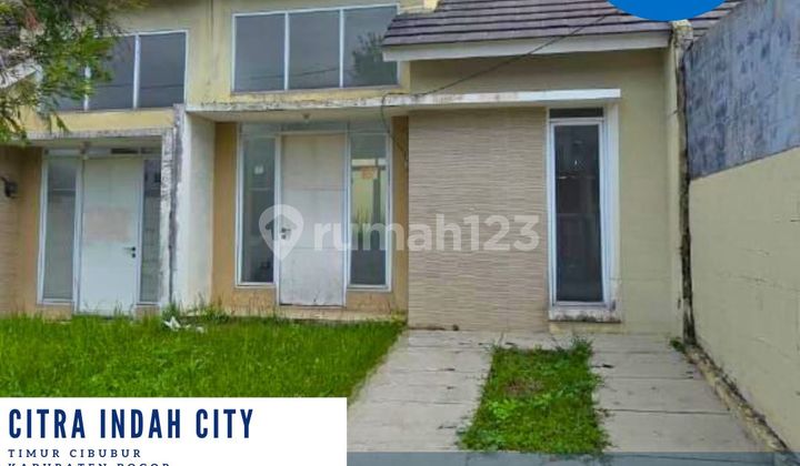 Rumah Real Estate Nyaman, Lingkungan Bersih & Tenang 3554Jm