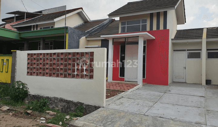 Rumah Real Estate Tipe Gandeng Luas 240 Murah 3130AM 2