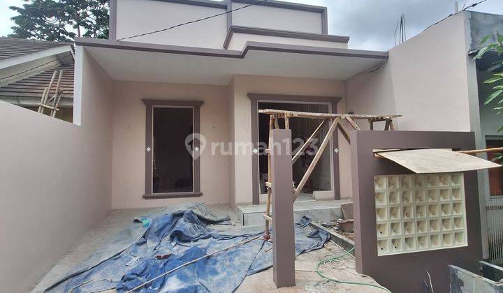 Dijual Rumah Dengan Desain Modern Elegan 3135AM 1