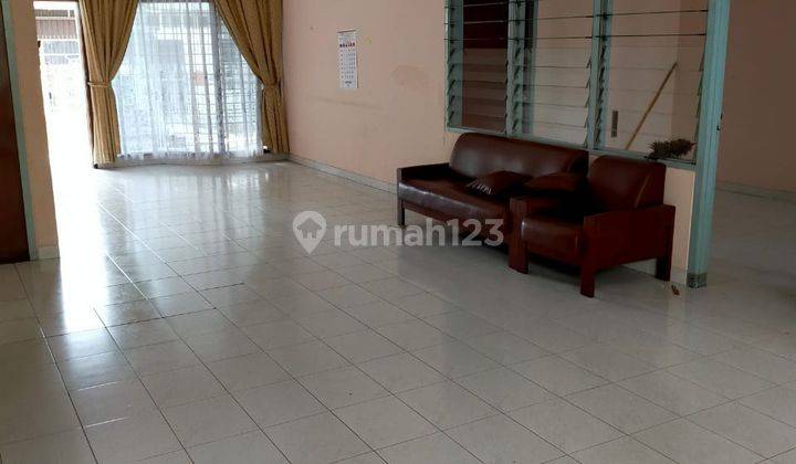 Rumah Bagus Lingkungan Tenang SHM di Tanah Mas, Semarang 9