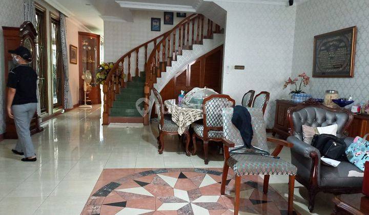 Dijual Rumah 2 Lantai Yang Asri Dan Nyaman Lingkungan Tenang 2