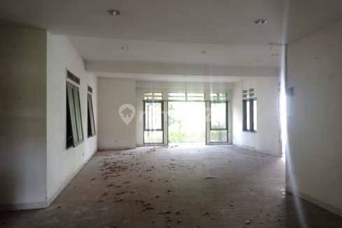 Dijual Cepat Rumah Untuk Usaha 2