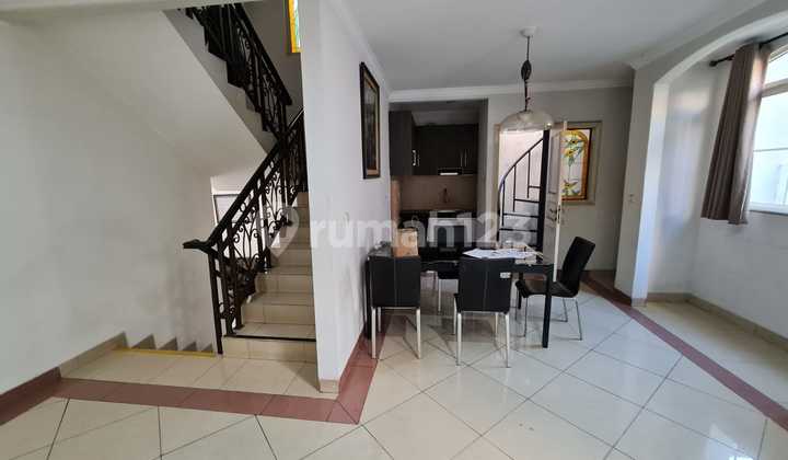 Disewakan Rumah Cluster Flamboyan Pik 1 5br Harga Termurah