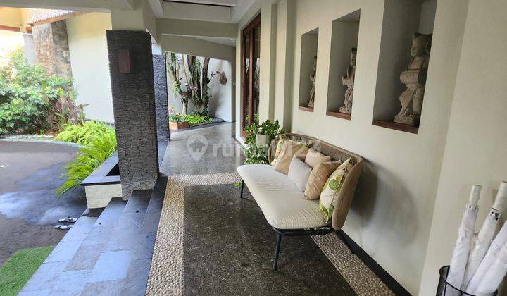 Dijual Rumah Mewah Cilandak Barat Tropical House Furnished Bagus 2