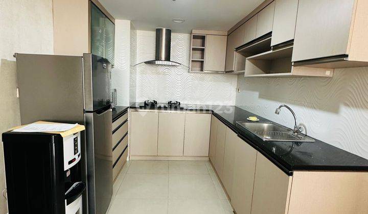 Disewakan Apartemen Taman Anggrek 2br Full Furnished 1