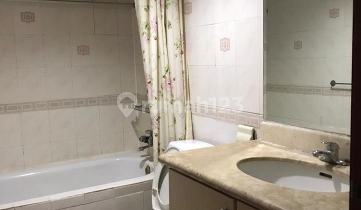 SEWA APARTEMEN KONDOMINIUM TAMAN ANGGREK TYPE 2 BR FULL FURNISH BEST VIEW VIEW POOL JAKARTA BARAT  2
