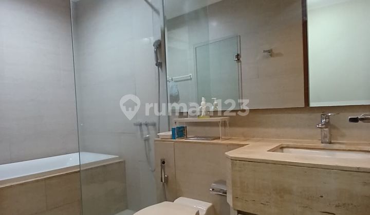 For Rent Taman Anggrek Residence Apartment Type 2 BR Condo Pool View Best Deal Affordable Price West Jakarta 2