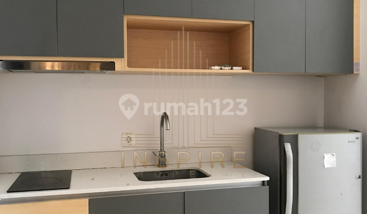 Sewa Apartemen Taman anggrek Residence type 2 br unfurnish best view pool dekat 4 mall jakarta barat