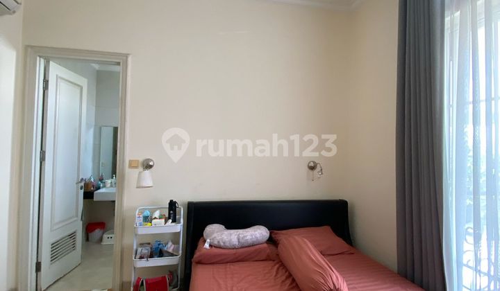 For Sale House In Europe Cluster, 6x15