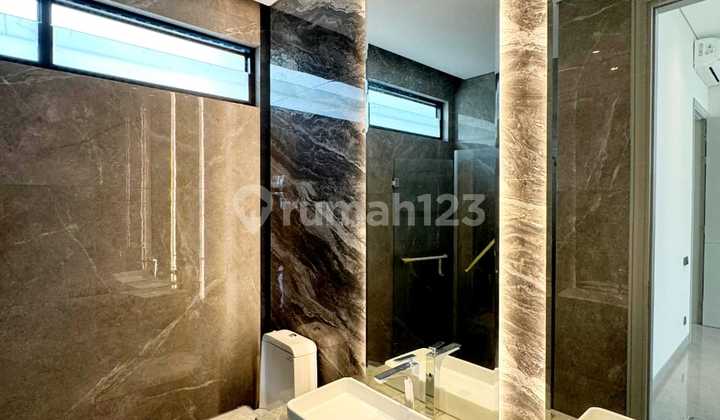 Negoo Negoo Rumah Baru Gress Minimalis Modern Split Level Pakuwon Indah 2