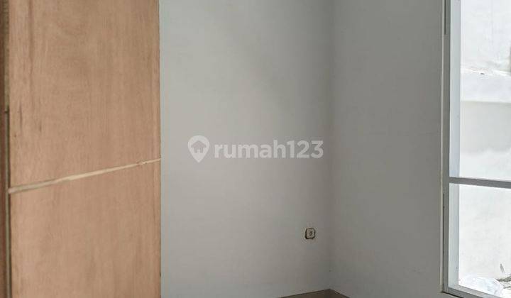 Minimalis Rumah Darmo Permai Selatan Depan Taman 2