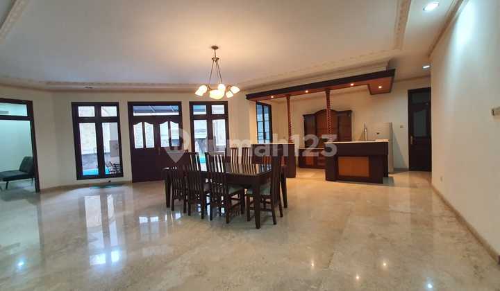 Mewah Rumah Taman Hunian Satelit, Kosongan With Pool 2