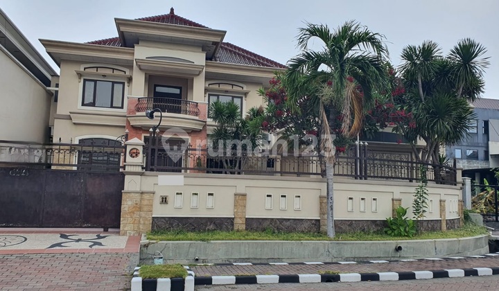 Mewah Rumah Taman Hunian Satelit, Kosongan With Pool