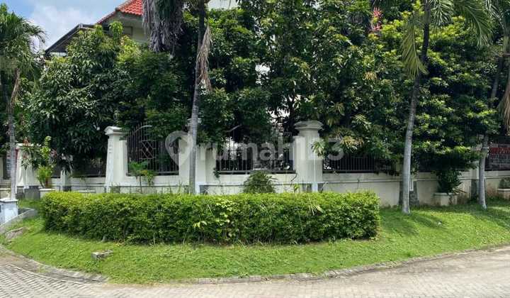 Hook Position of Pakuwon Indah House Near Citraland Wiyung West Surabaya 1