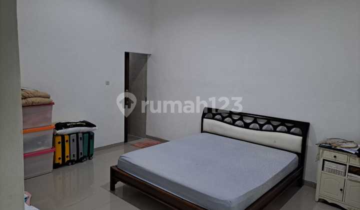 Fully Furnished Permata Safira House Ready to Live In Already Renovated near Citraland and Prambanan 2