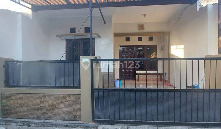 Terawat Siap Huni Rumah Cozy Manukan Sudah SHM  1
