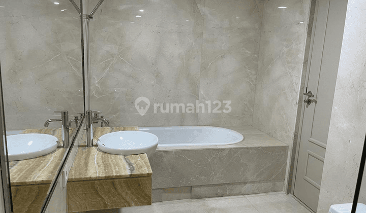 3 BR Full Furnished By Francis Interior Apt The Peak Residence 7
