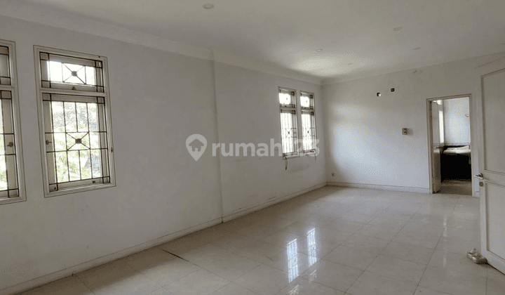 Dijual Cepat Rumah Vila Bukit Indah Pakuwon Indah Dekat Ptc 6