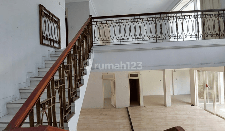 Dijual Cepat Rumah Vila Bukit Indah Pakuwon Indah Dekat Ptc 9