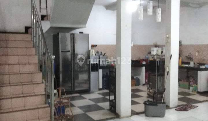 Bangunan 1,5 Lantai Rumah Babatan Mukti, Surabaya  2